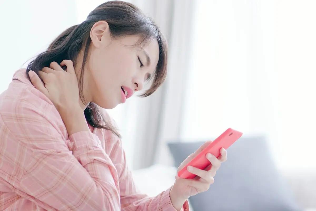 寝違え 首でやってはいけない行動