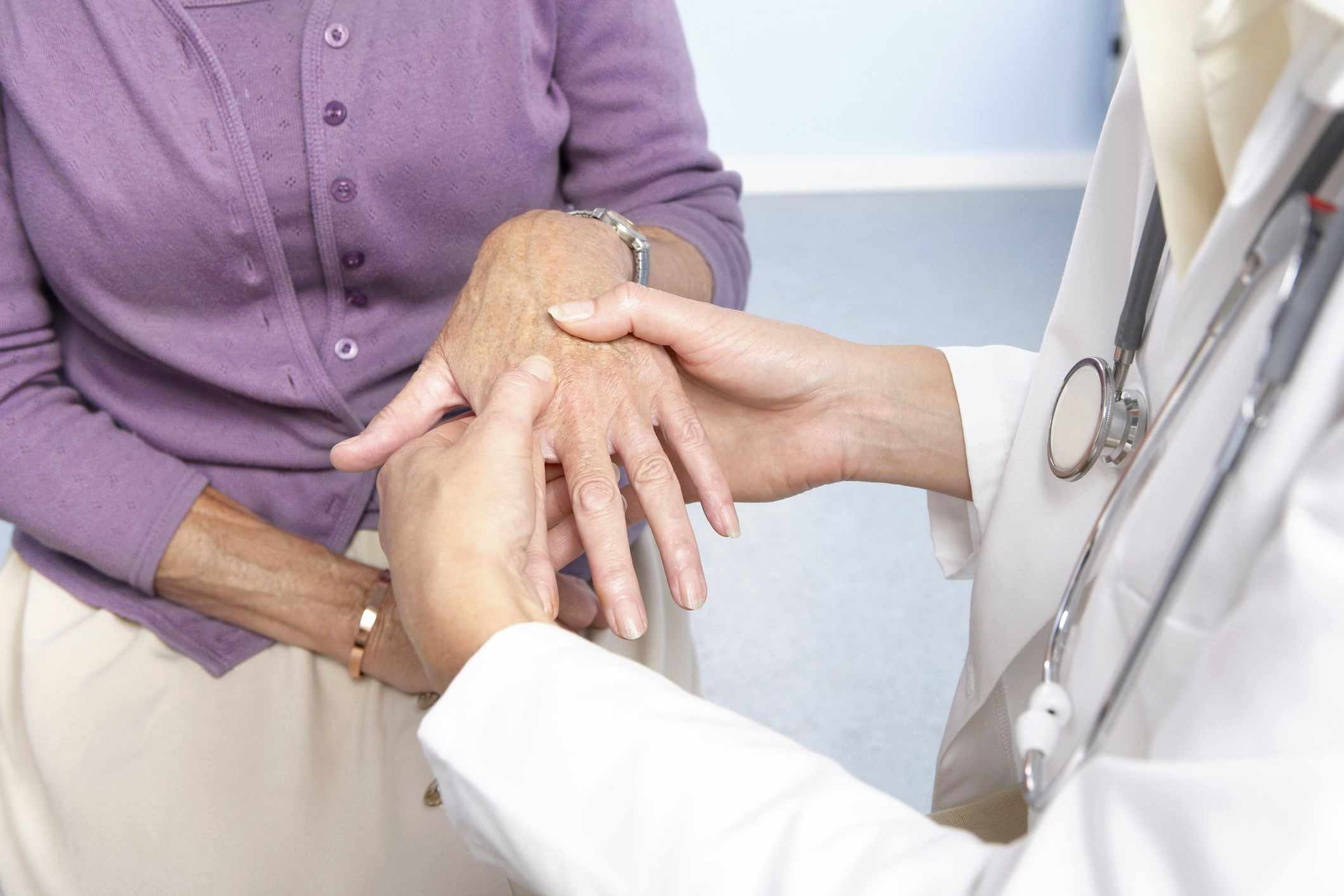 医療機関で行われる検査と一般的な治療の流れ(読者の不安を解消)