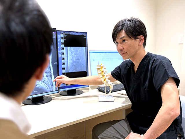 ぎっくり腰症状で病院に行くべき目安と相談先