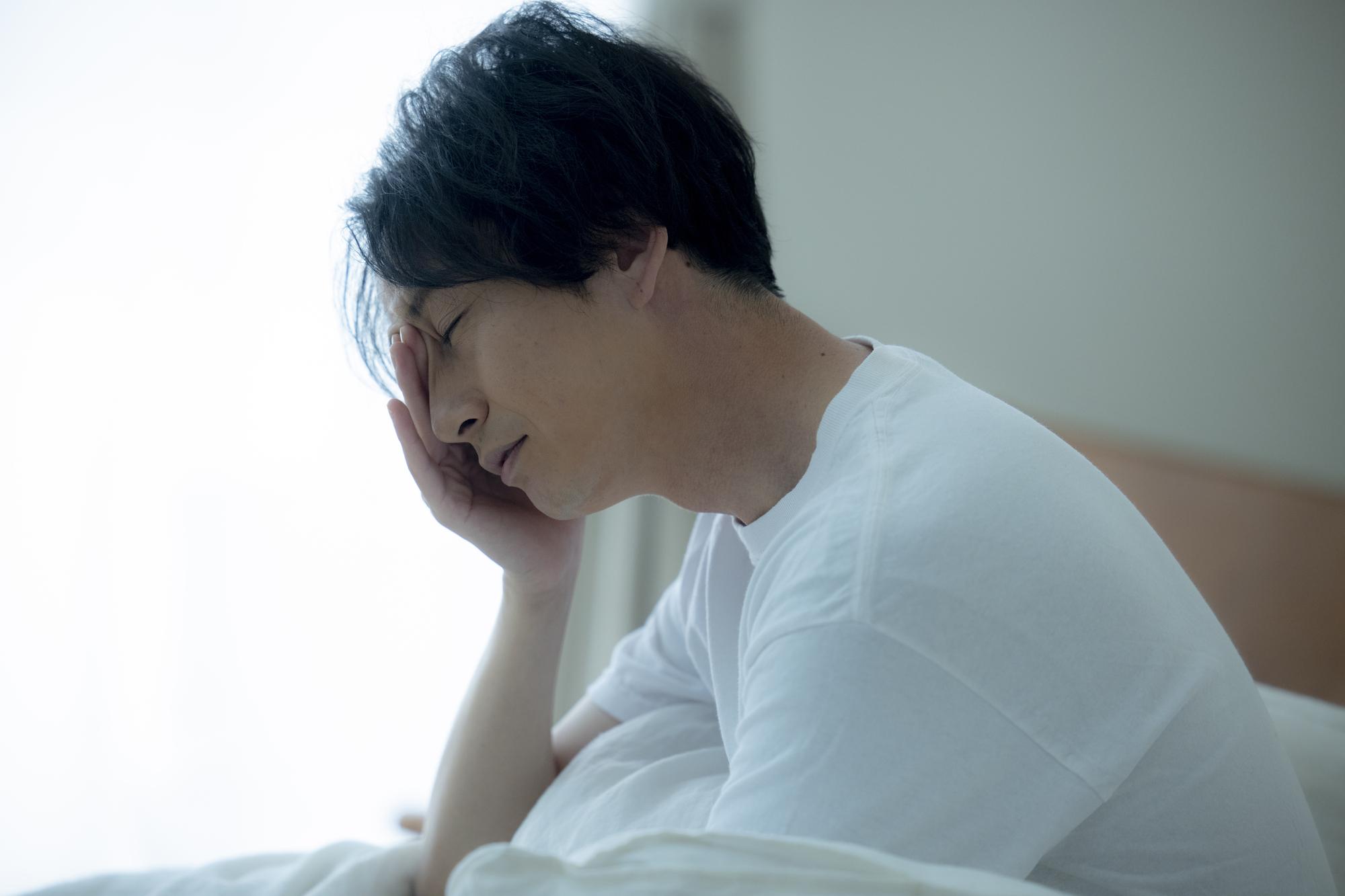 寝過ぎて頭痛いときに注意すべきNG行動