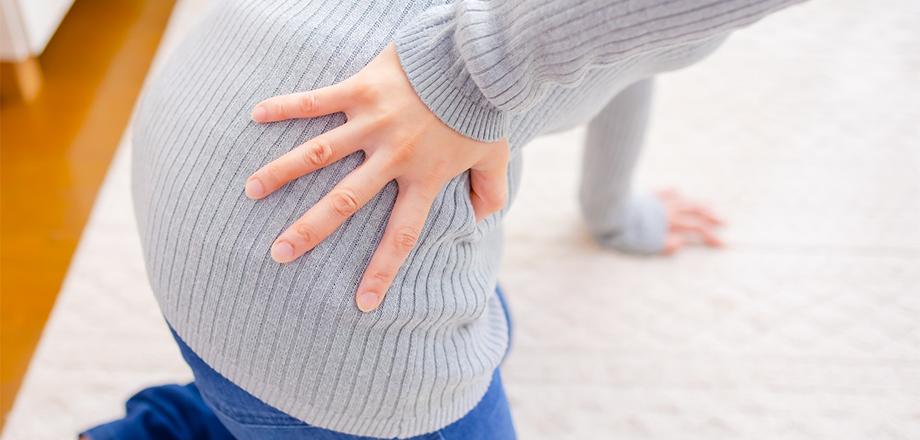 女性に多い腰痛の原因とは?考えられる主な疾患と特徴